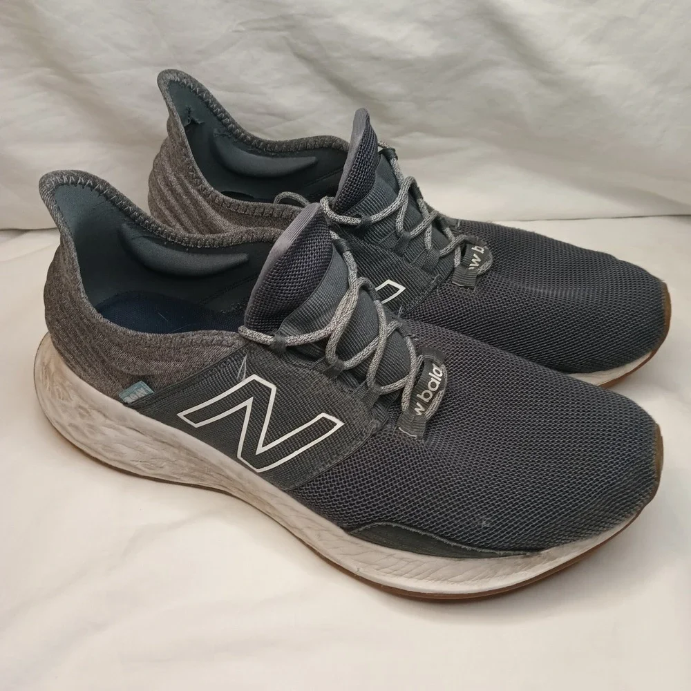 Men's Size 11 - New Balance Fresh Foam Roav Lead Light Aluminum